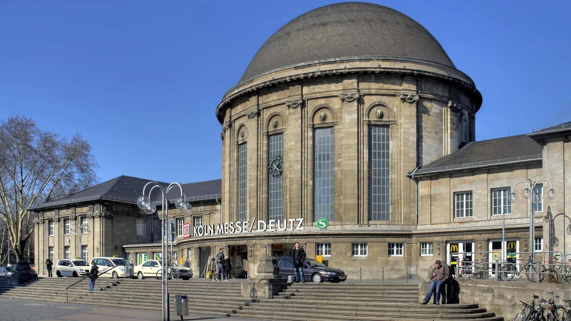 Hotel Alt Deutz City-Messe-Arena Kontaktloser Self Check-In Cologne