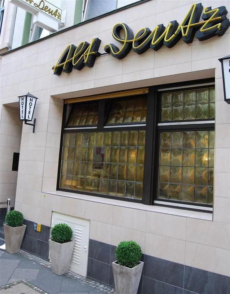 **  Hotel Alt Deutz City-Messe-Arena Kontaktloser Self Check-In Colónia Alemanha