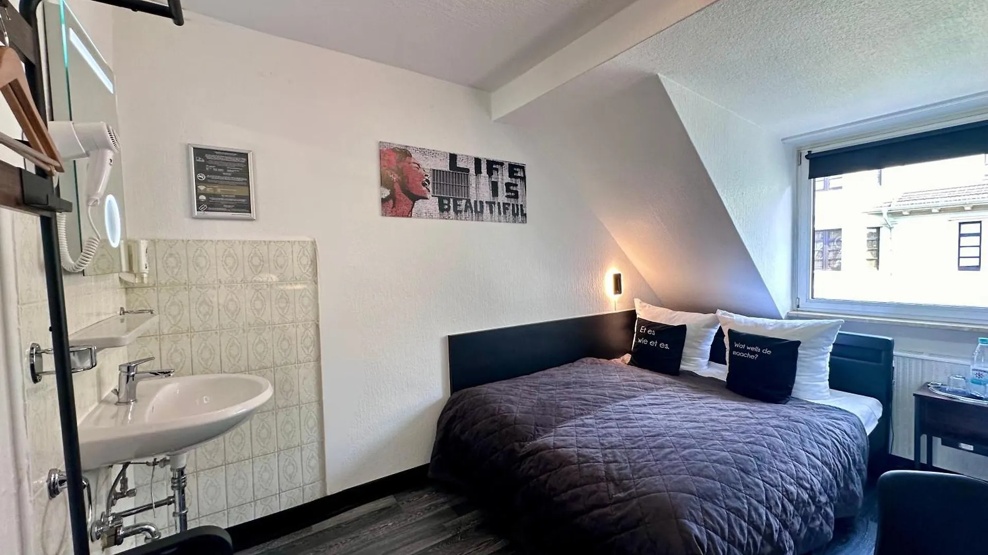 Hotel Alt Deutz City-Messe-Arena Kontaktloser Self Check-In Köln 2*,